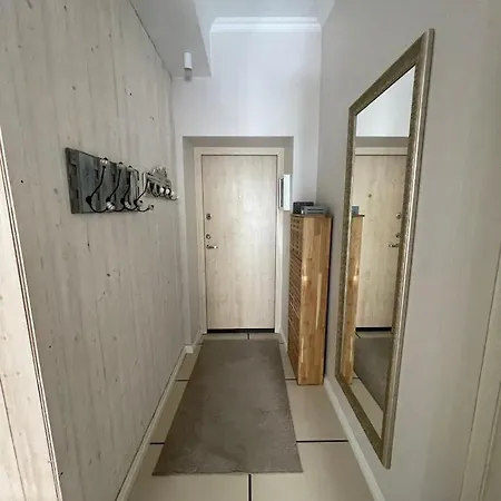 Stylish Air-Conditioned Klaipeda Flat, Near Dane River Lejlighed