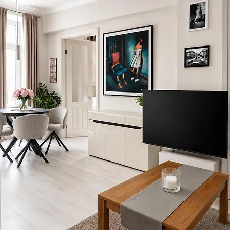 Stylish Air-Conditioned Klaipeda Flat, Near Dane River 克莱佩达